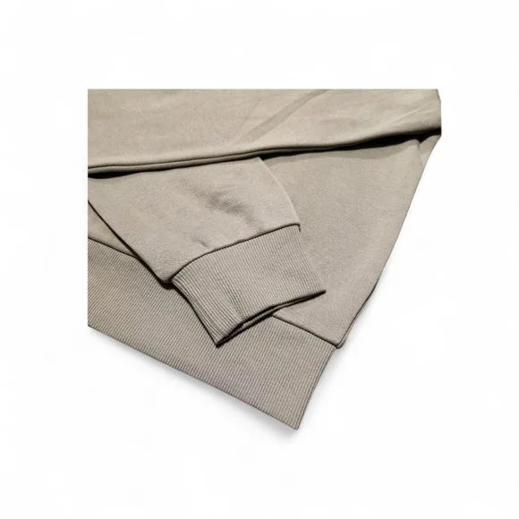 H&M DIVIDED Le Marais Soft, Crewneck Sweatshirt Womens Size Small - Picture 4 of 6